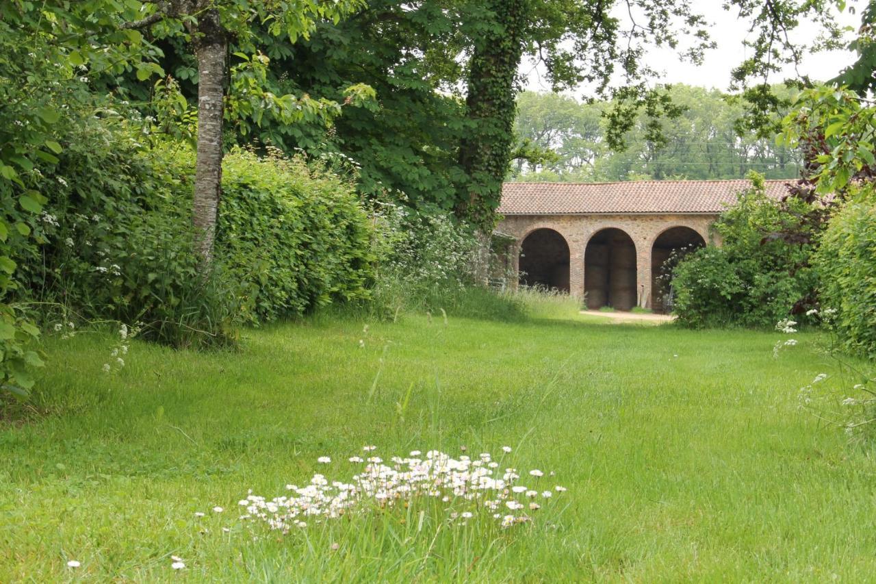 فيلا Domaine Des Roches Blanches Le Pin  المظهر الخارجي الصورة