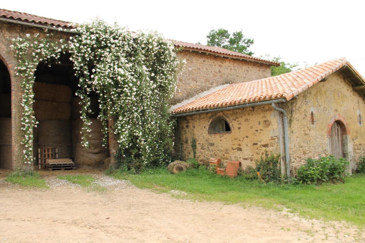 فيلا Domaine Des Roches Blanches Le Pin  المظهر الخارجي الصورة